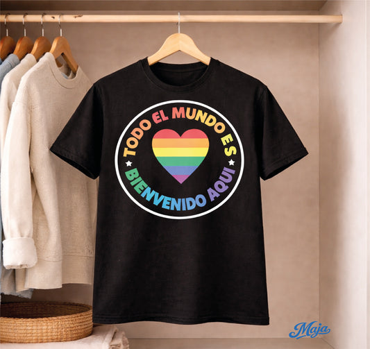 Camiseta LGTB Todo el Mundo es Bienvenido Aquí